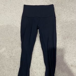 Lululemon aligned cropped leggings